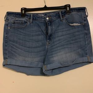 Mossimo high rise midi shorts size 18
